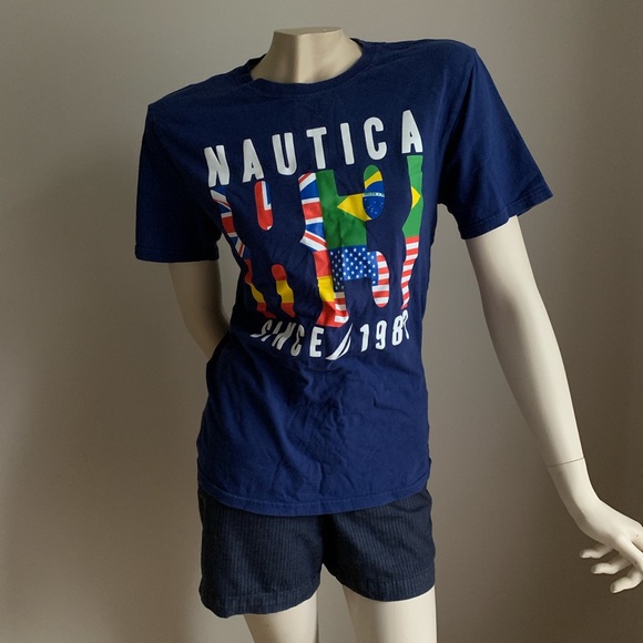 🦋✨ 2/15$ TOPS ✨🦋 Nautica top - Picture 2 of 4